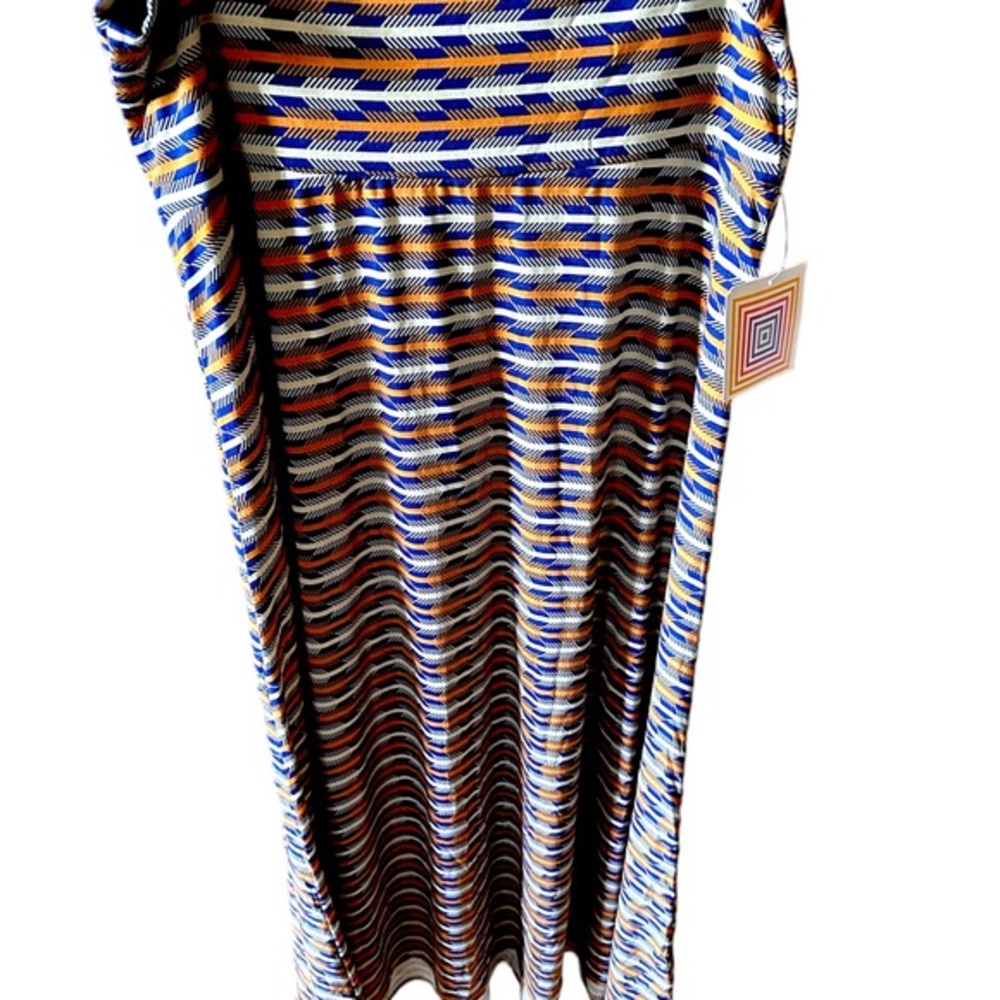 Lularoe2X  blue, gold ,& ivory Maxi skirt . Quill pattern. NWT.T‎ shirt material
